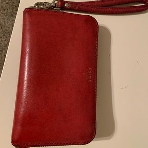 Fossil wristlet - red leather